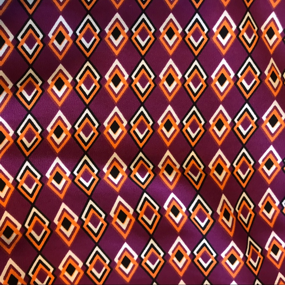 SOLD Pleione Diamond Print Surplice Wrap Blouse - Picture 10 of 12